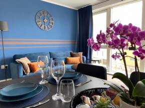Your Perfect Business Suite, 2 beds 2 bathrooms Apartment, Free Parking, Monthly Stays, Business, Contractors